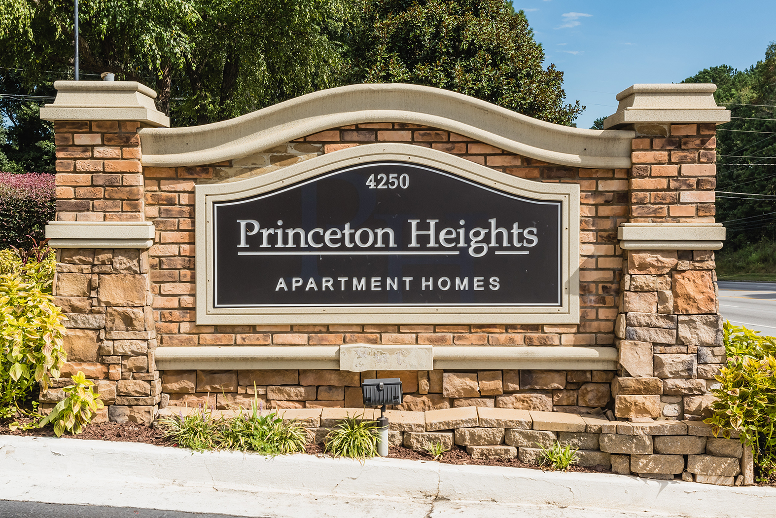 Princeton Heights The Multifamily Advisory Group at Cushman & Wakefield